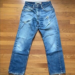 Perfectly distressed vintage Levi’s 505 size 27
